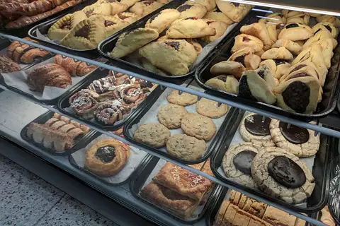 Real Patisserie photo 3